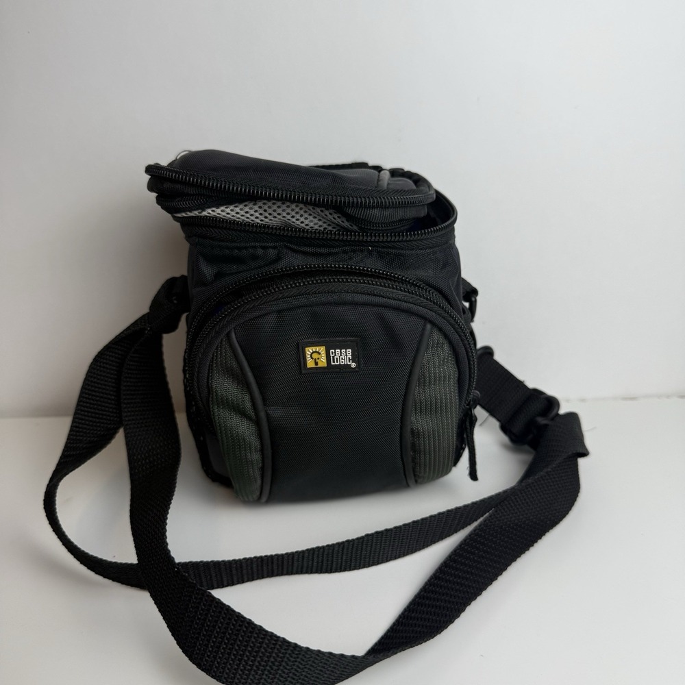 Case Logic Black Padded Accessory Pouch Zip Case - Large - W/Belt loop